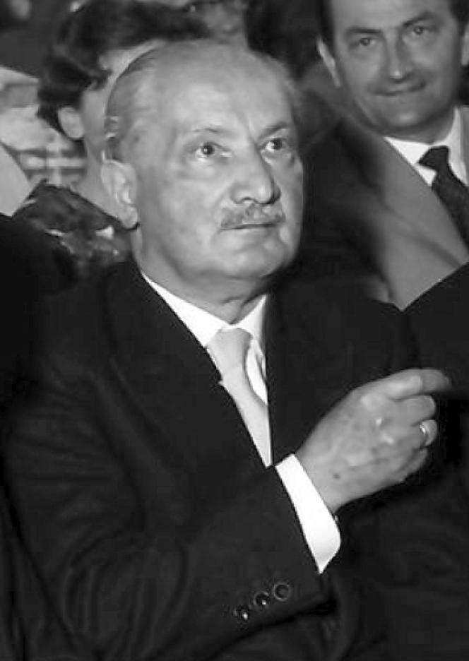 AVEC HEIDEGGER, OU SANS ?